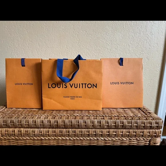 X3 Louis Vuitton shopping bags - Picture 14 of 16